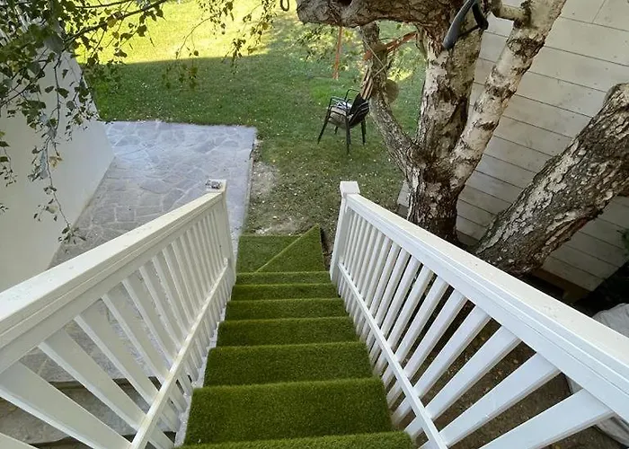 Garden Minou Hirschwang